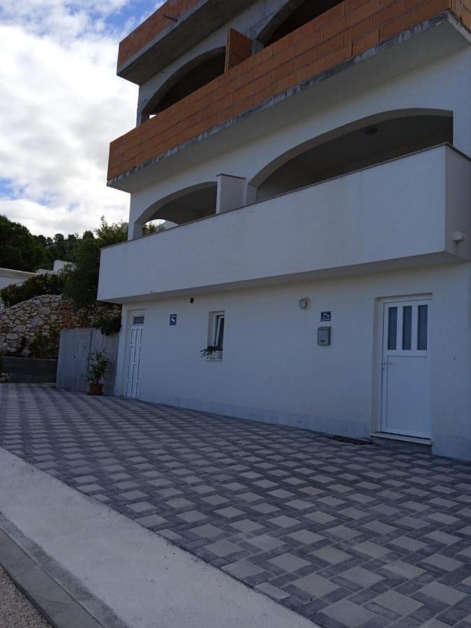 Apartments Markovic 罗戈兹尼察 外观 照片